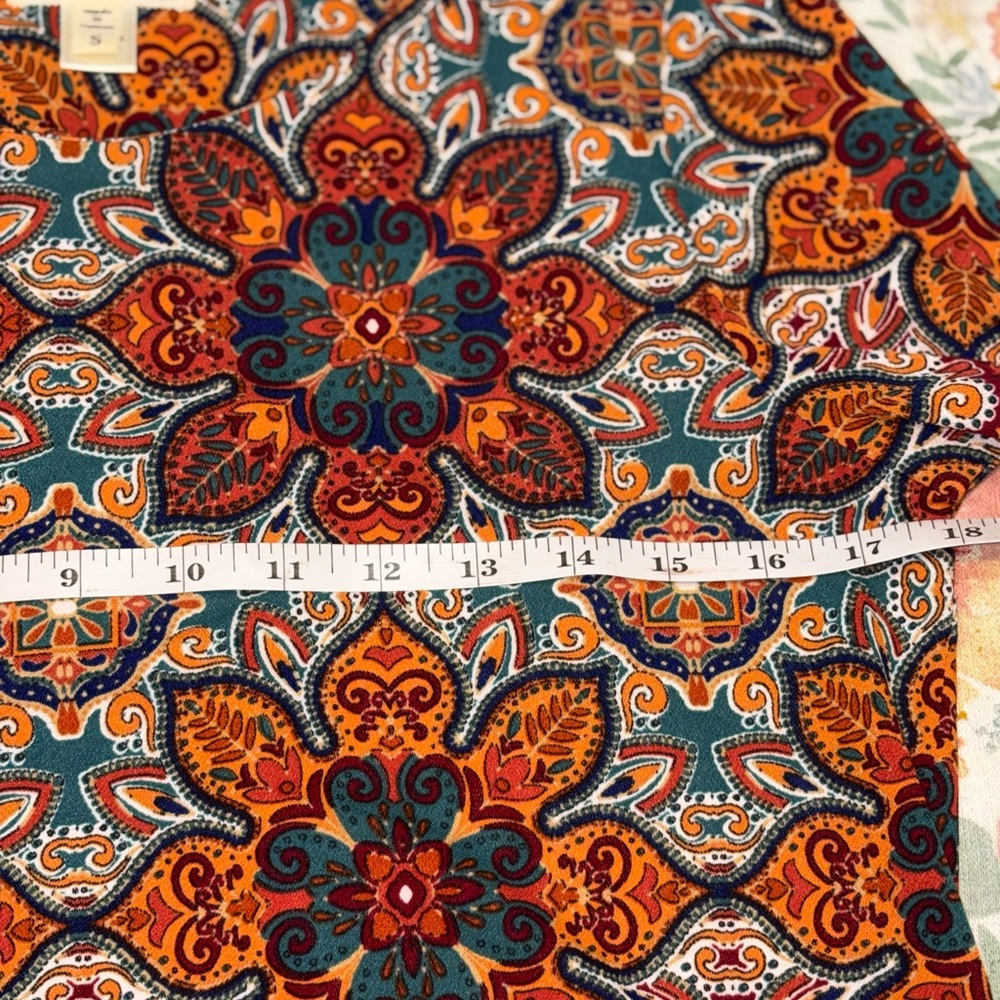 Faith & Joy Red Paisley Boho women’s top small - Picture 6 of 9